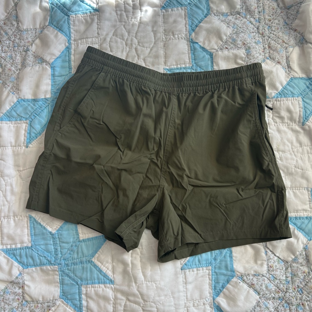 Buck Mason Green athletic Shorts 30-31 men’s